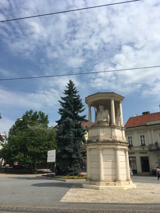 Mse Apartman Miskolc Luaran gambar