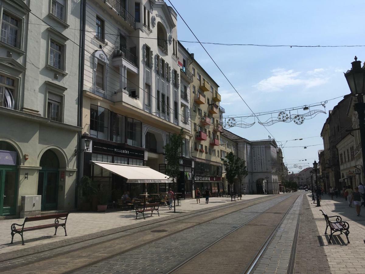 Mse Apartman Miskolc Luaran gambar
