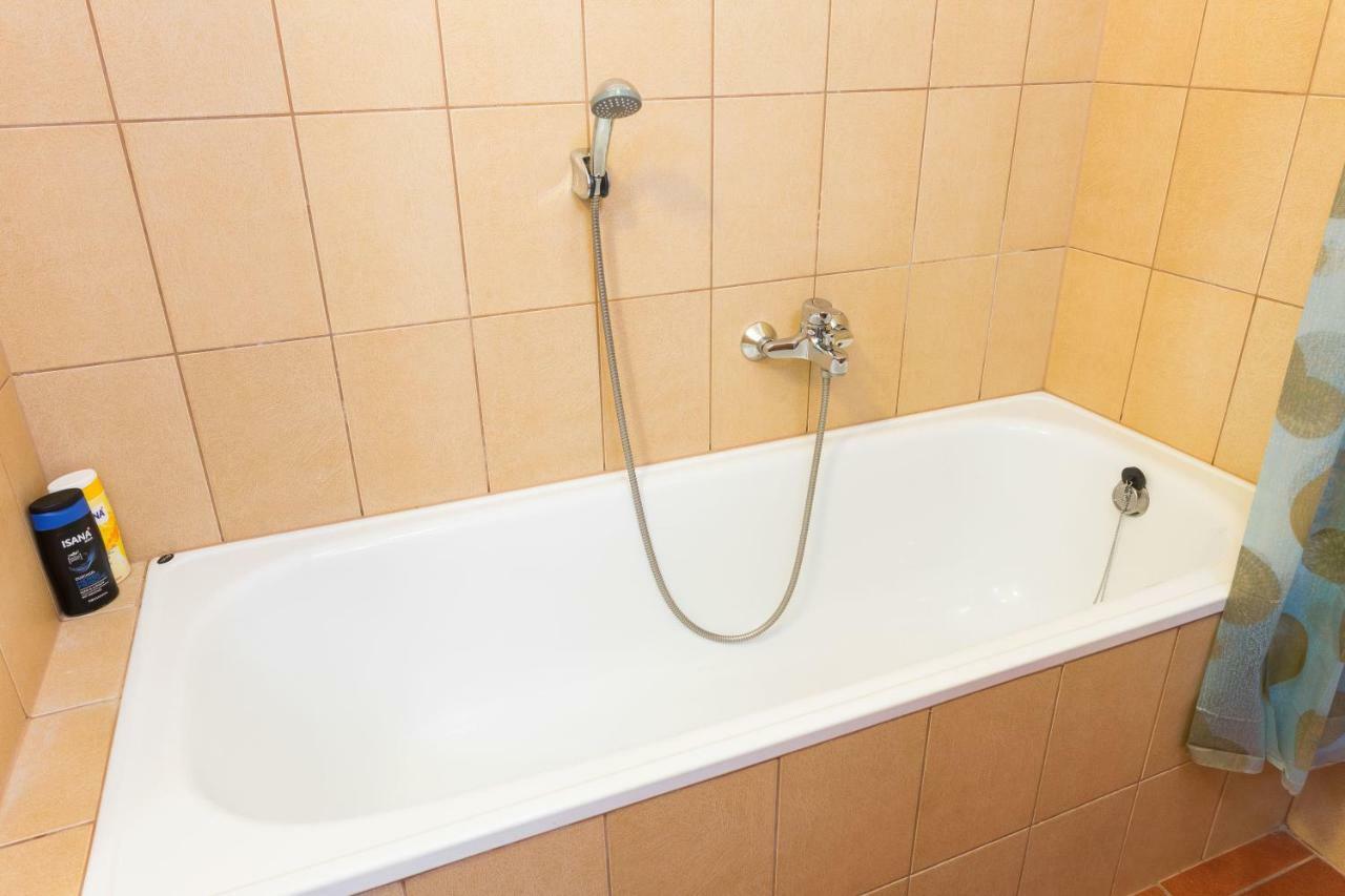 Mse Apartman Miskolc Luaran gambar