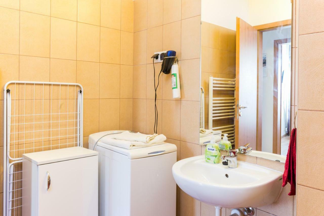 Mse Apartman Miskolc Luaran gambar